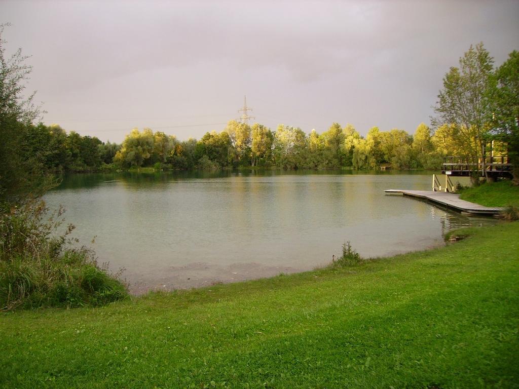 Willa Wiflinger Graben Einfamilienhaus Wörth Zewnętrze zdjęcie